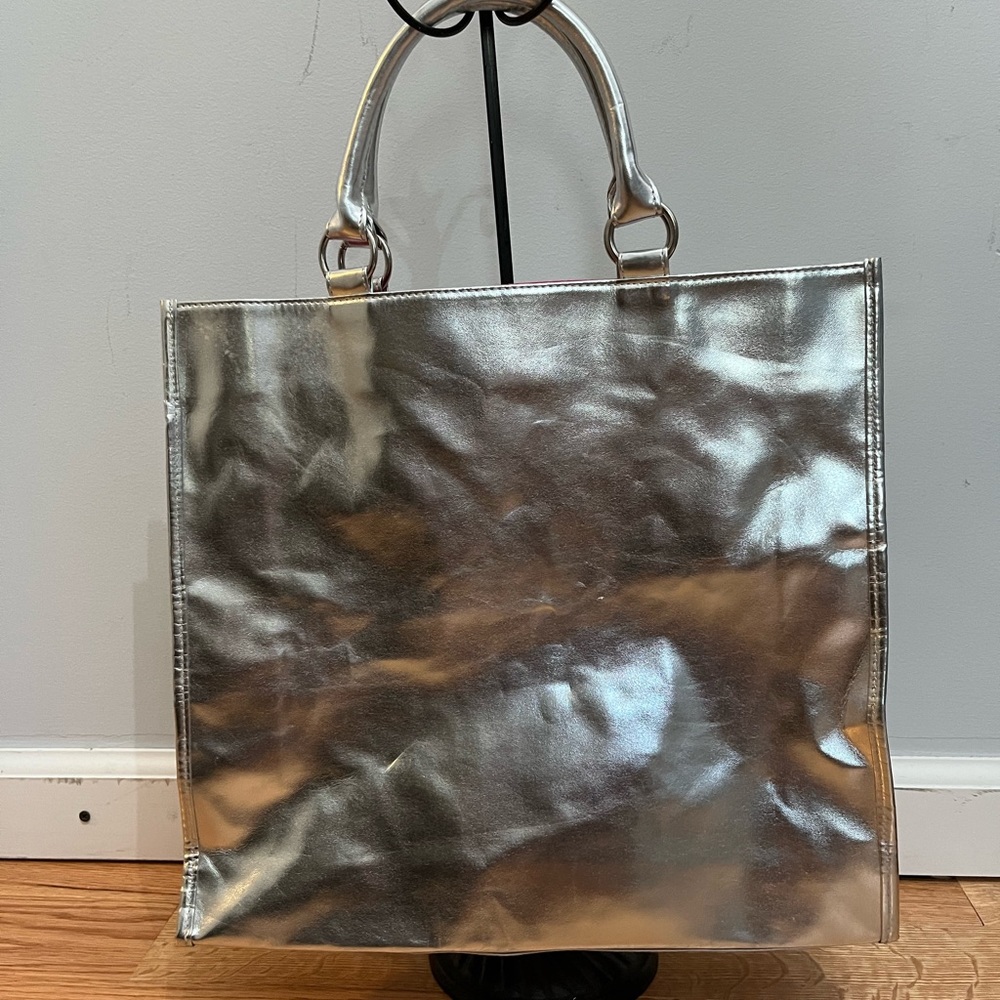 Clinique silver bag
